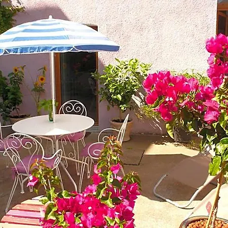 Mons Bed & Breakfast Pontorson
