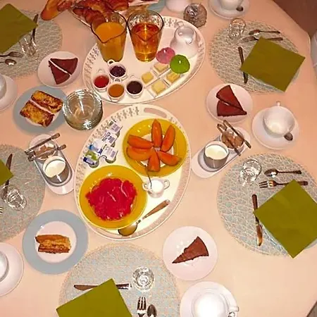 Bed & Breakfast Mons 4*