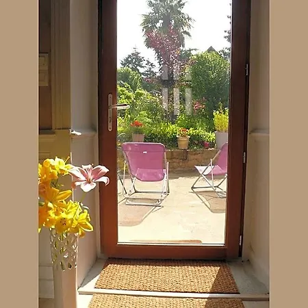 Mons Bed & Breakfast