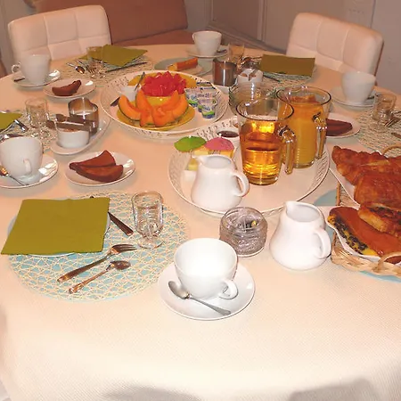 Bed & Breakfast Mons 4*