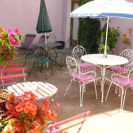 Oda ve Kahvaltı Mons