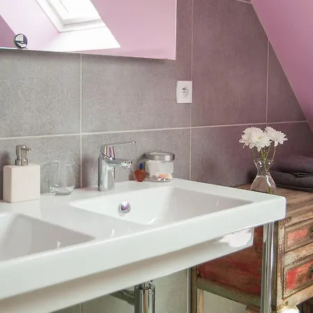 Oda ve Kahvaltı Mons 4*